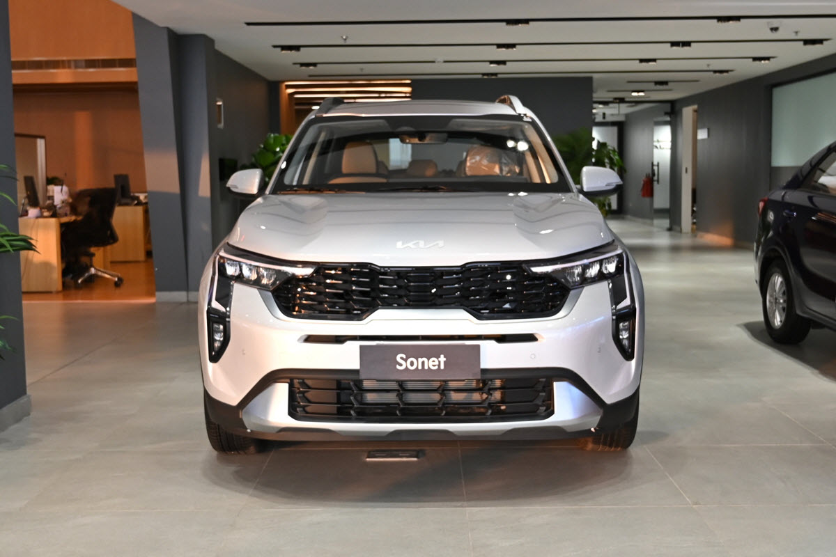 كيا سونيت EX 2026 من الملحم للسيارات